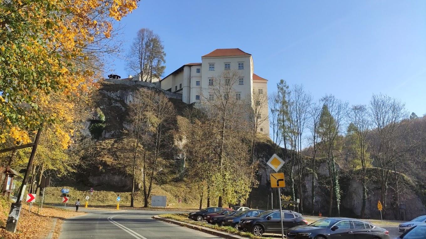 Zamek PIeskowa Skała parking 1